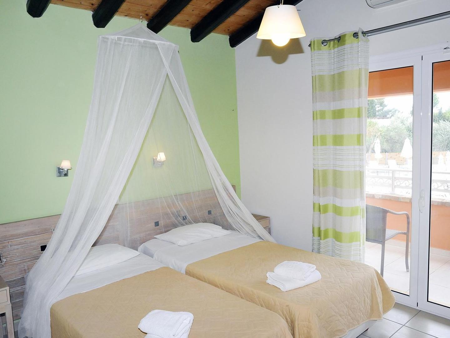 Pyramid City Apartments Agios Spyridon  Buitenkant foto